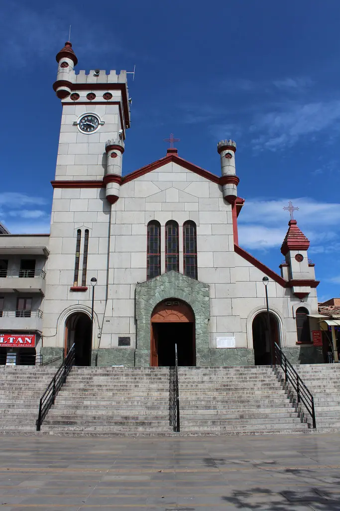 iglesia san antonio de prado - Cómo se llama la iglesia de Prado