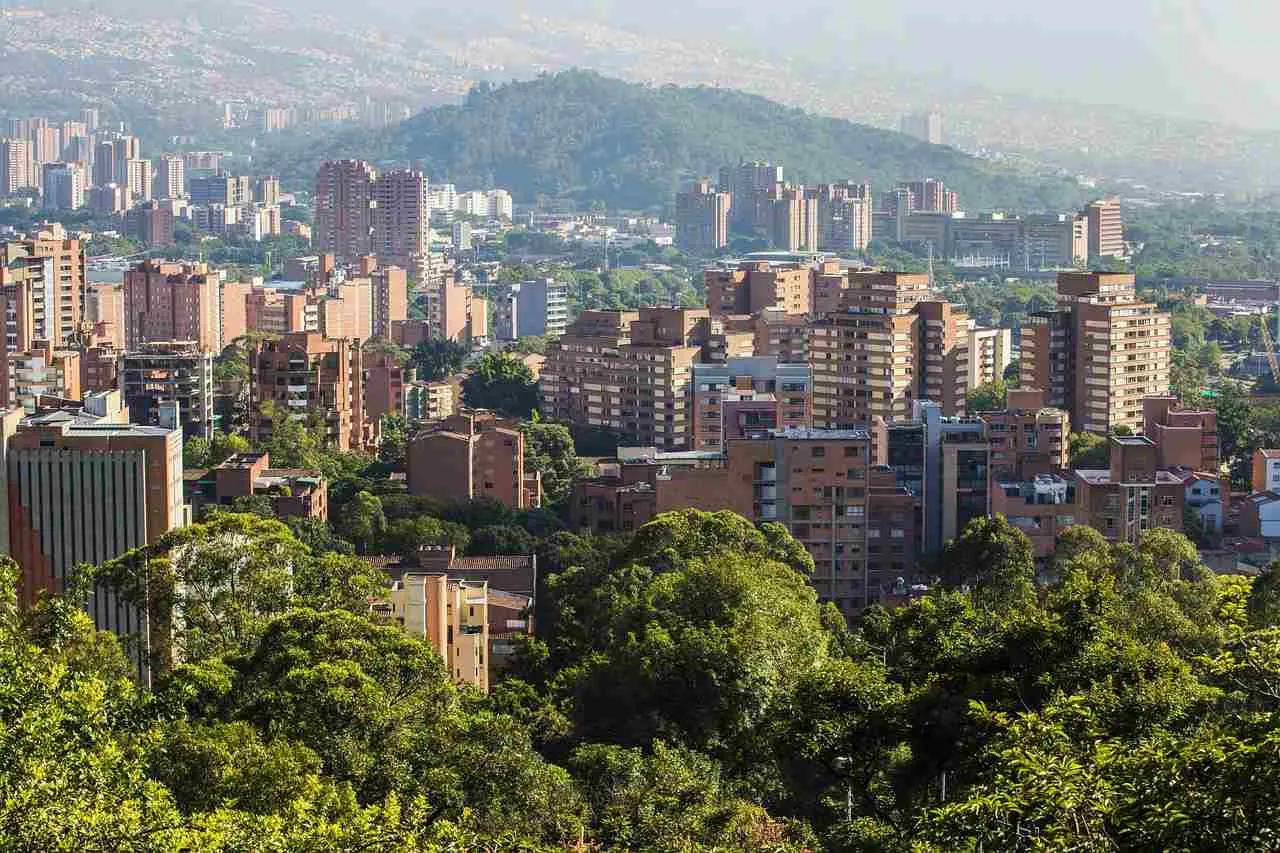 barrio prado medellin - Cuál es la zona más exclusiva de Medellín