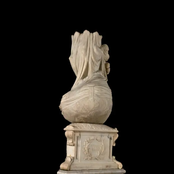 Escultura velo el prado: la virgen del velo en nápoles
