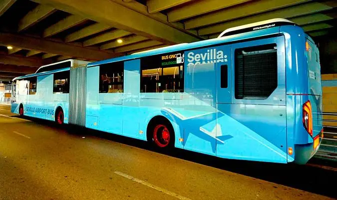 autobus prado aeropuerto sevilla - Qué estación de tren está más cerca del aeropuerto de Sevilla
