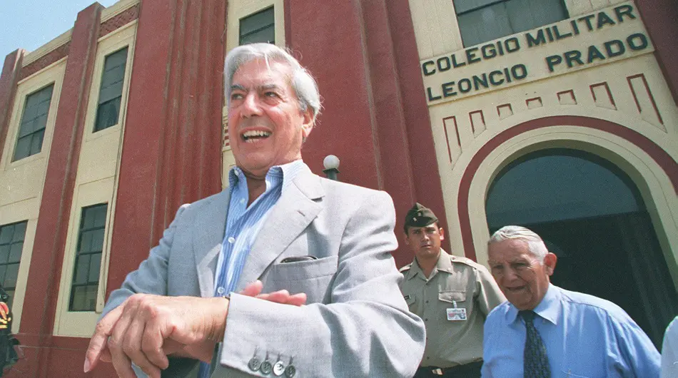 colegio militar leoncio prado la ciudad y los perros - Que tuvo que soportar Mario Vargas Llosa en el Colegio Militar Leoncio Prado